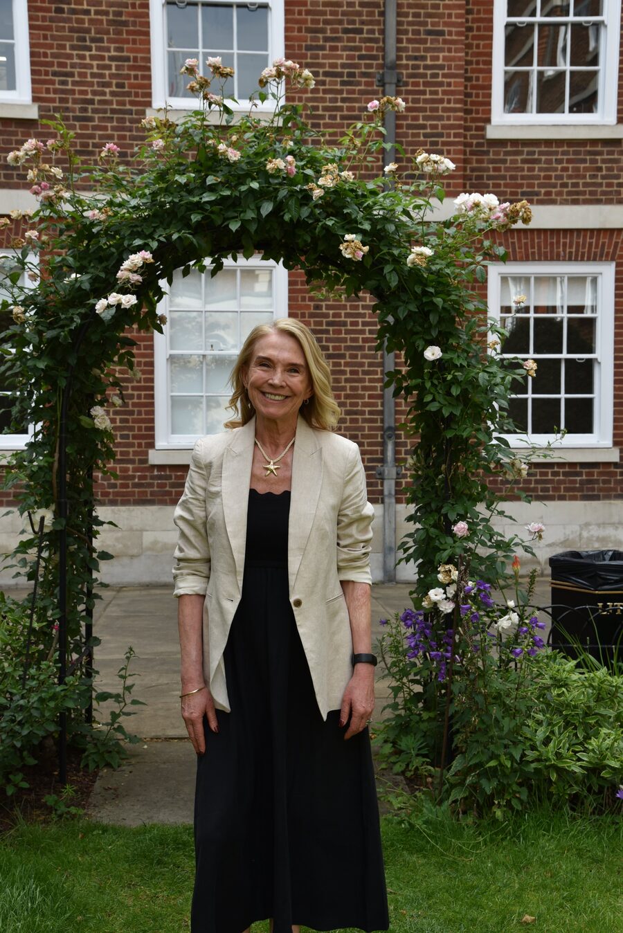 Amanda Redman